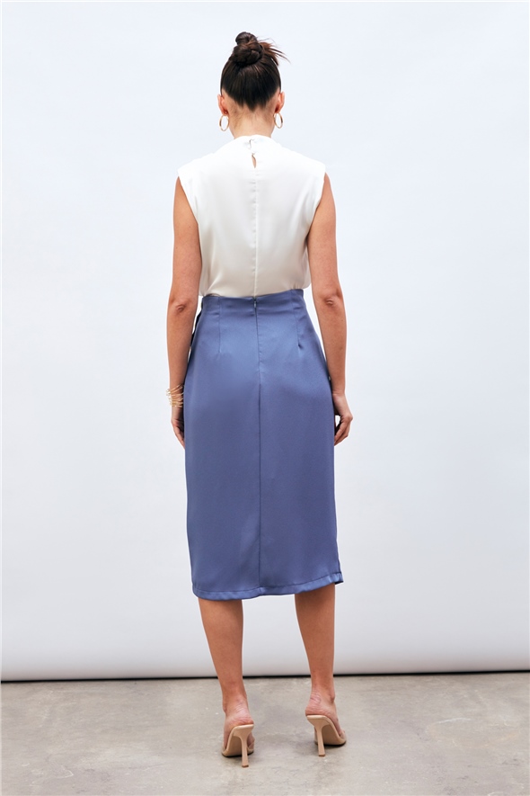 Button Accessory Satin Crepe Skirt - LILA