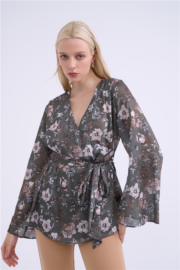 Double-breasted floral print belted blouse - KKHAKI