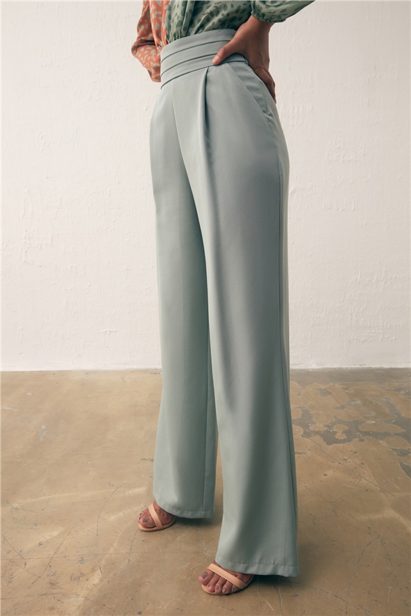 Waist Detailed Pocket Trousers - GREEN ALMOND