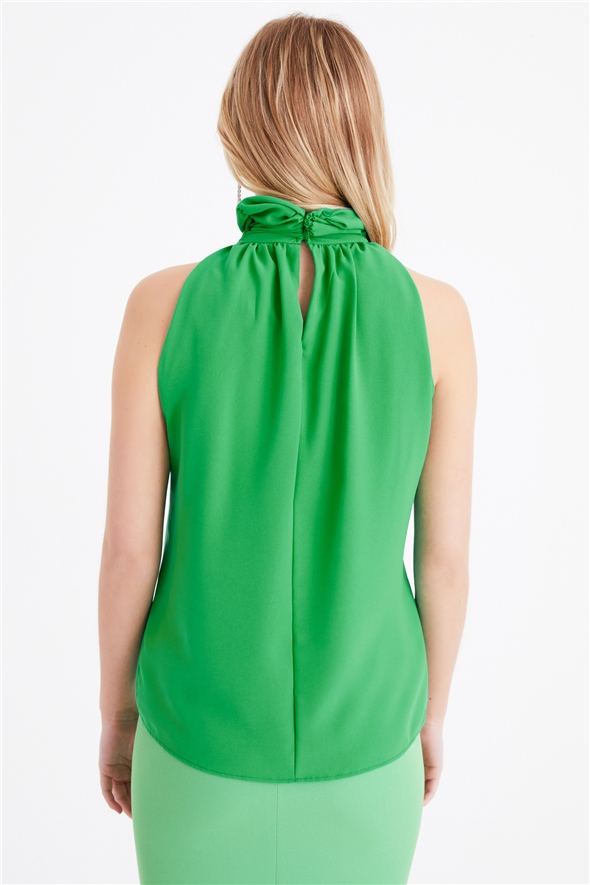 Pleated collar sleeveless blouse - GREEN