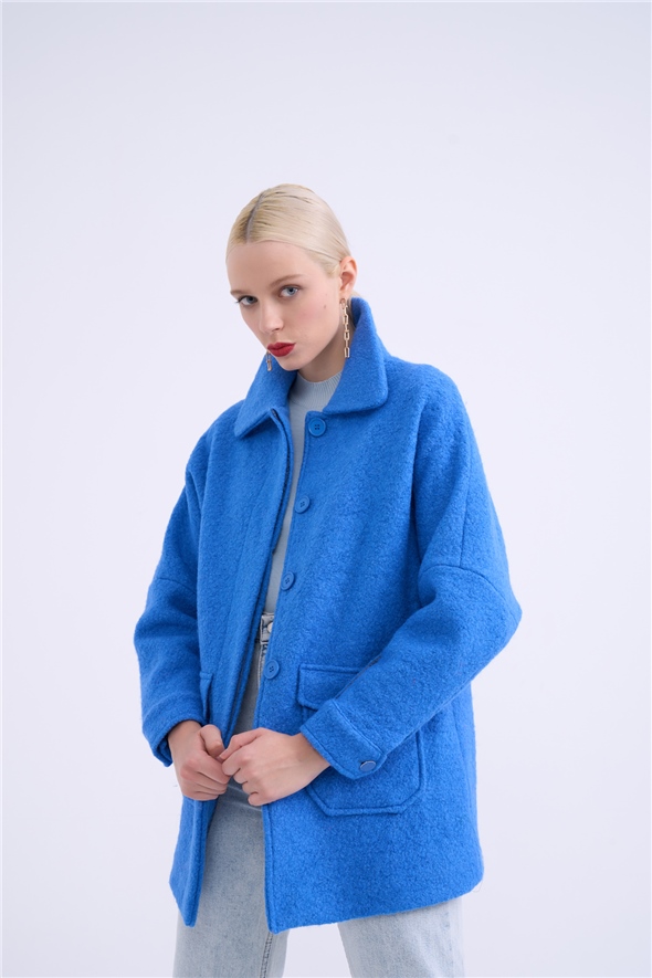 Pocket detailed boucle coat - BLUES