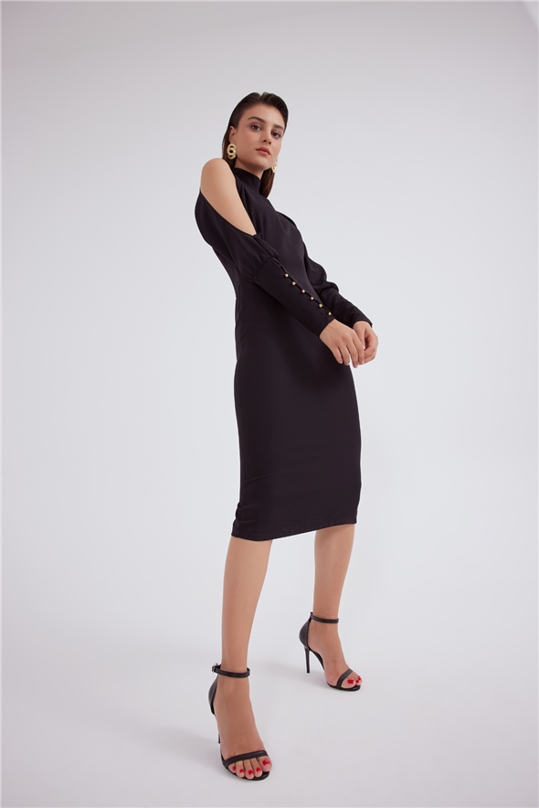 Low-cut sleeve crepe dress - BLACK