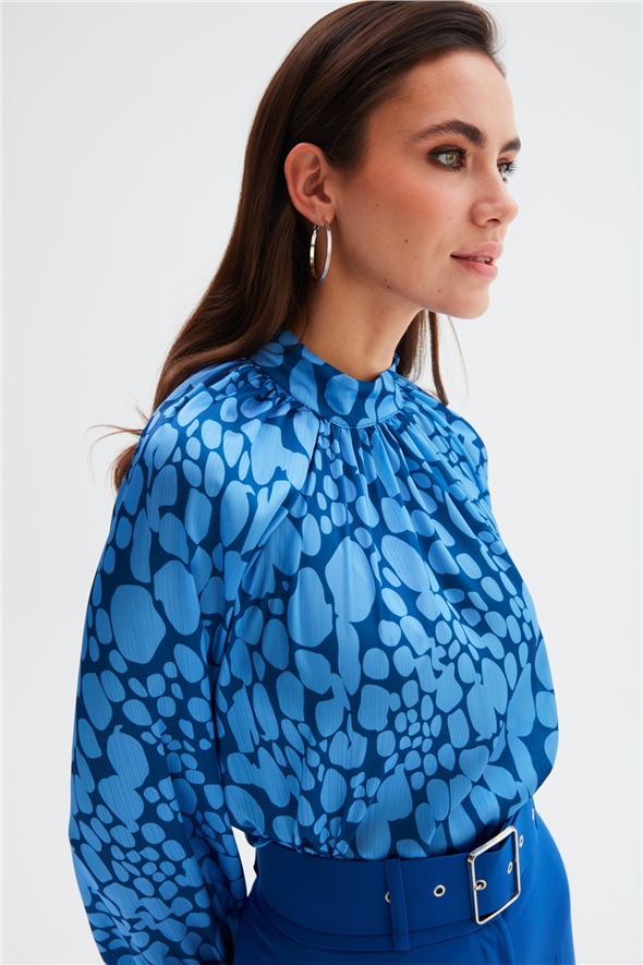 Stand Up Collar Patterned Blouse - BLUES