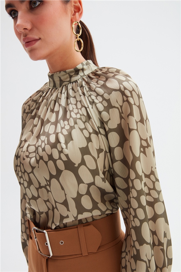 Stand Up Collar Patterned Blouse - GREEN