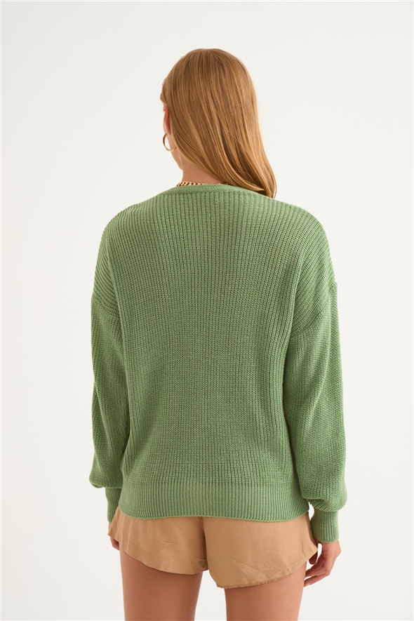 Buttoned shabby knit cardigan - GREEN ALMOND
