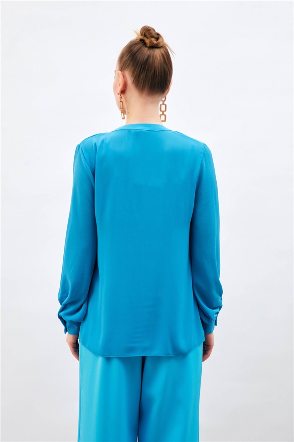 Scarf Detailed Loose Blouse - BLUES