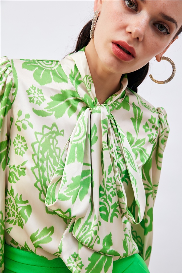 Scarf Patterned Shirt - GREEN
