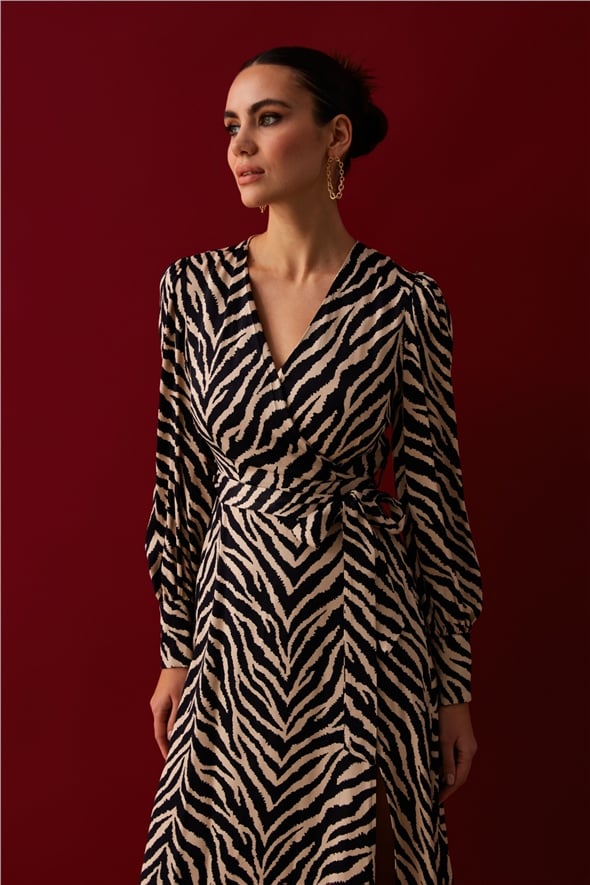Zebra Desenli Kuşaklı Saten Elbise - SİYAH