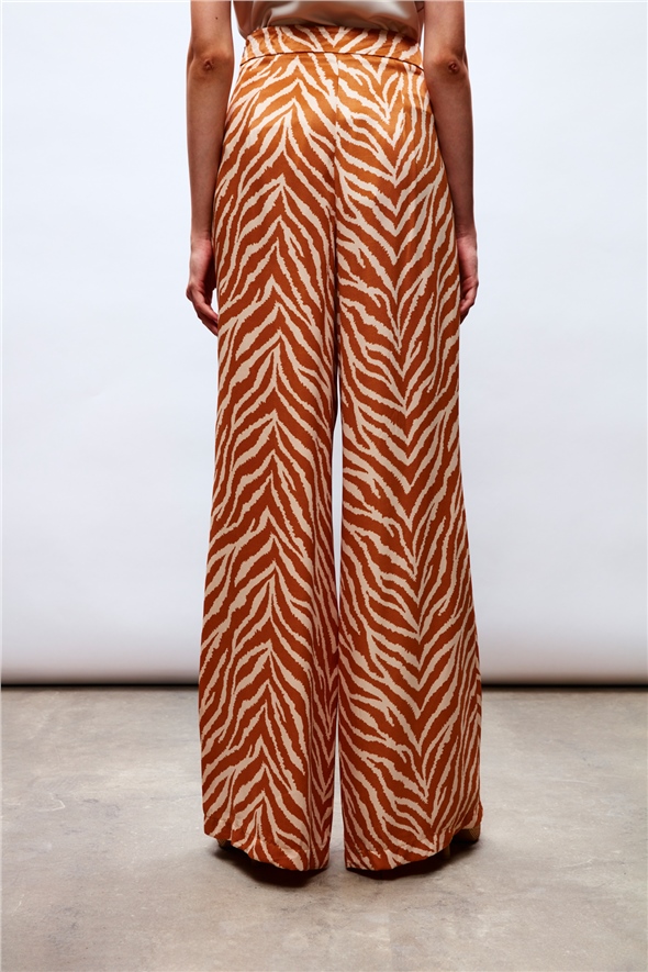 Zebra Patterned Satin Trousers - CAMEL