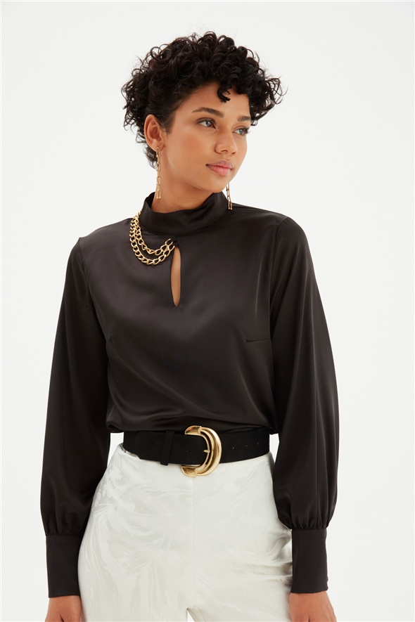 Chain Accessory Detailed Satin Blouse - BLACK